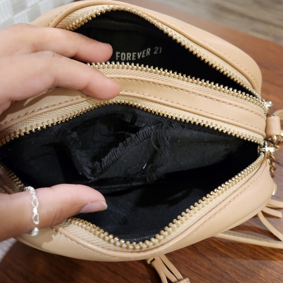 Peach cossbody - Picture 2 of 4